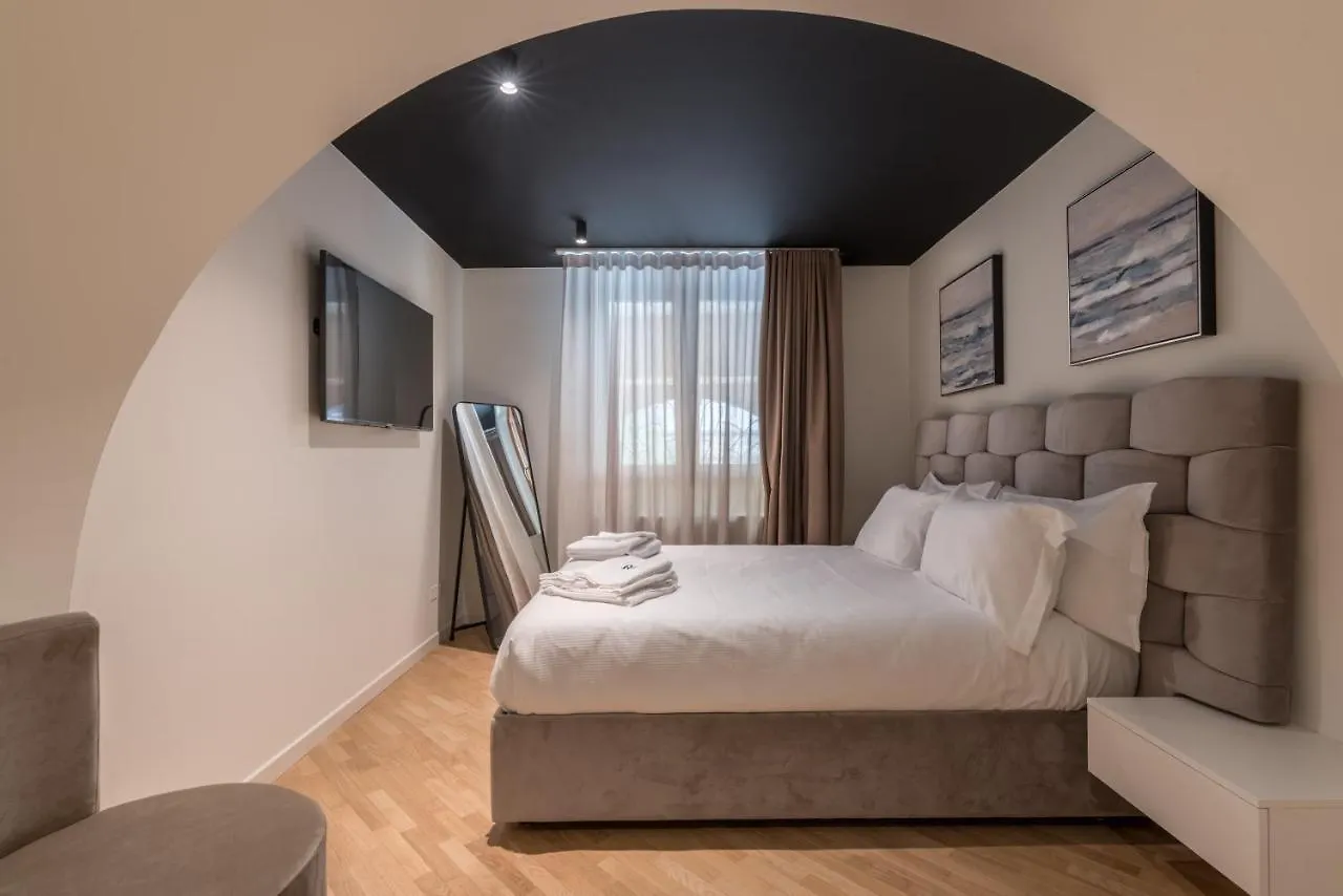 Brera Luxury Apartment Near Duomo With Wifi Milano