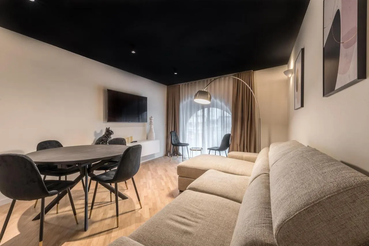 Brera Luxury Apartment Near Duomo With Wifi Milano
